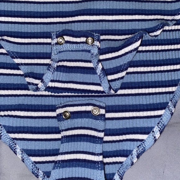 Blue & white bodysuit - Picture 4 of 4